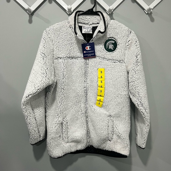 Champion Tops - NWT womens Michigan State champion sherpa zip up